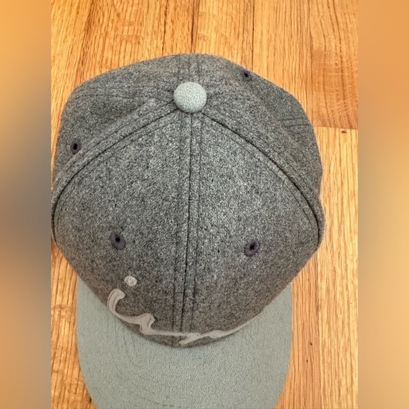 Imperial Motion Snapback hat - Picture 4 of 9